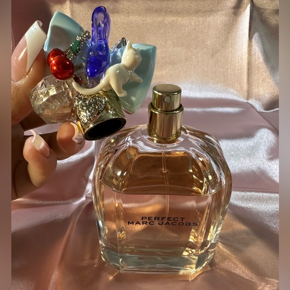Marc Jacobs PERFECT Eau de Parfum 3.3 fl OZ - Picture 5 of 10